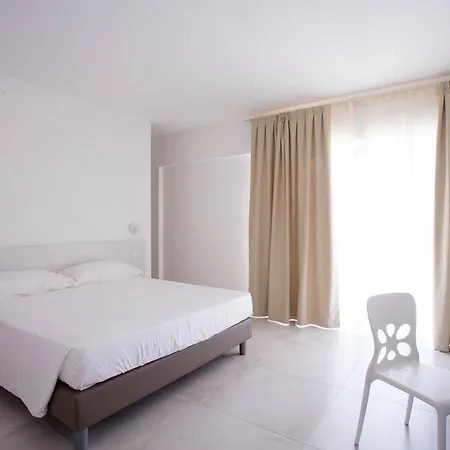 Luna Minoica Hotel 3*