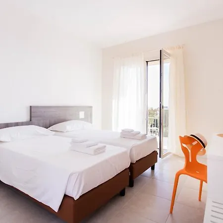 Hotel Luna Minoica 3*