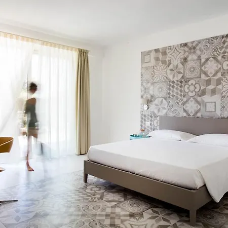 Luna Minoica Hotel 3*